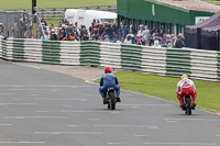 Vintage-motorcycle-club;eventdigitalimages;mallory-park;mallory-park-trackday-photographs;no-limits-trackdays;peter-wileman-photography;trackday-digital-images;trackday-photos;vmcc-festival-1000-bikes-photographs